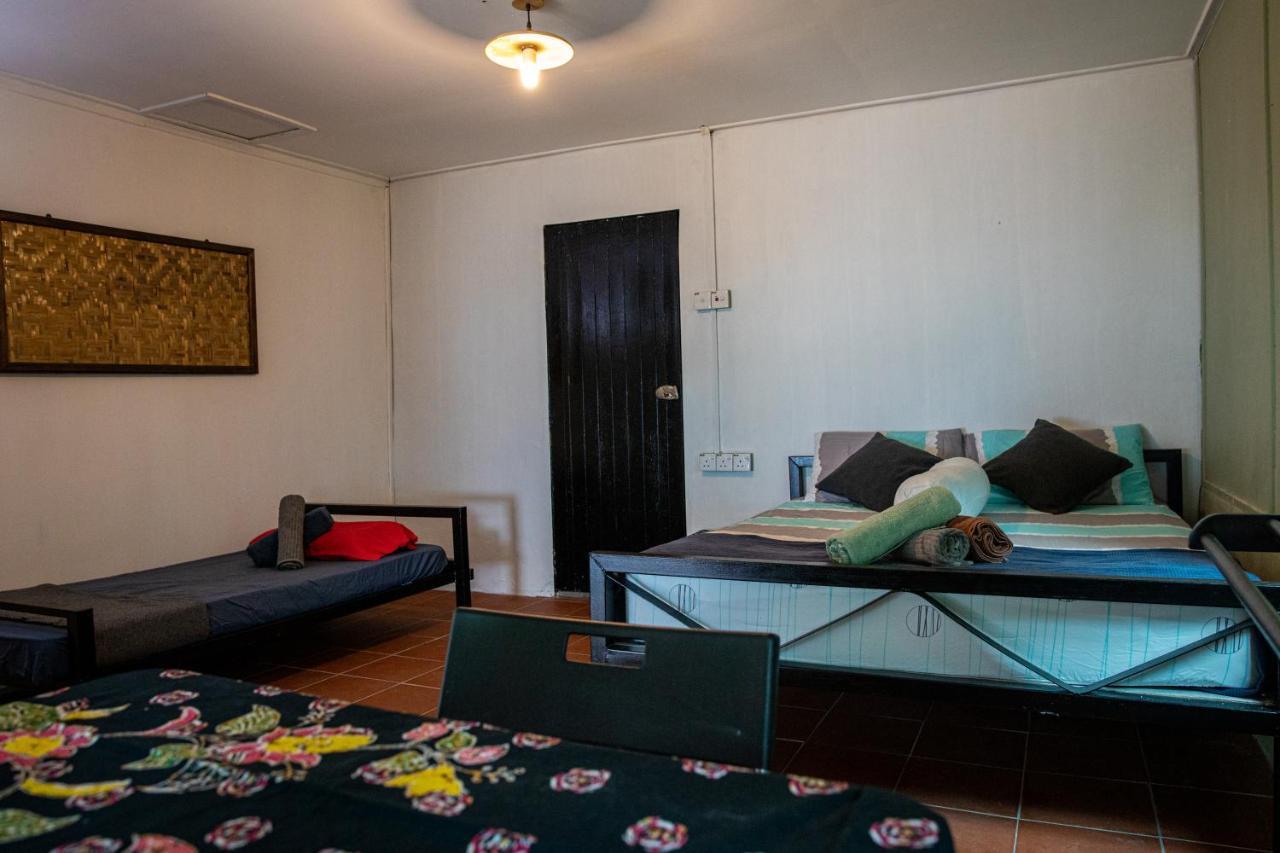 Tioman Cabana Bed & Breakfast Kampong Ayer Batang Exterior foto