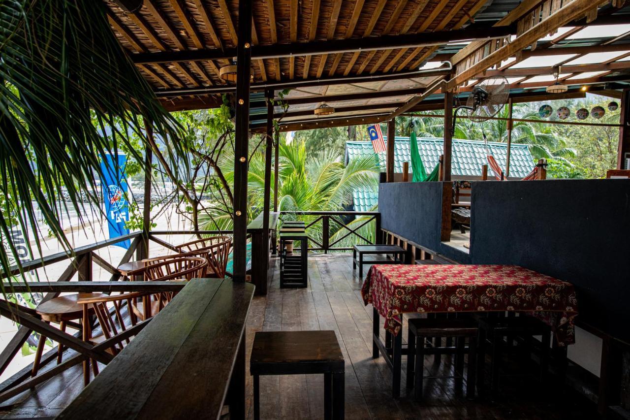 Tioman Cabana Bed & Breakfast Kampong Ayer Batang Exterior foto