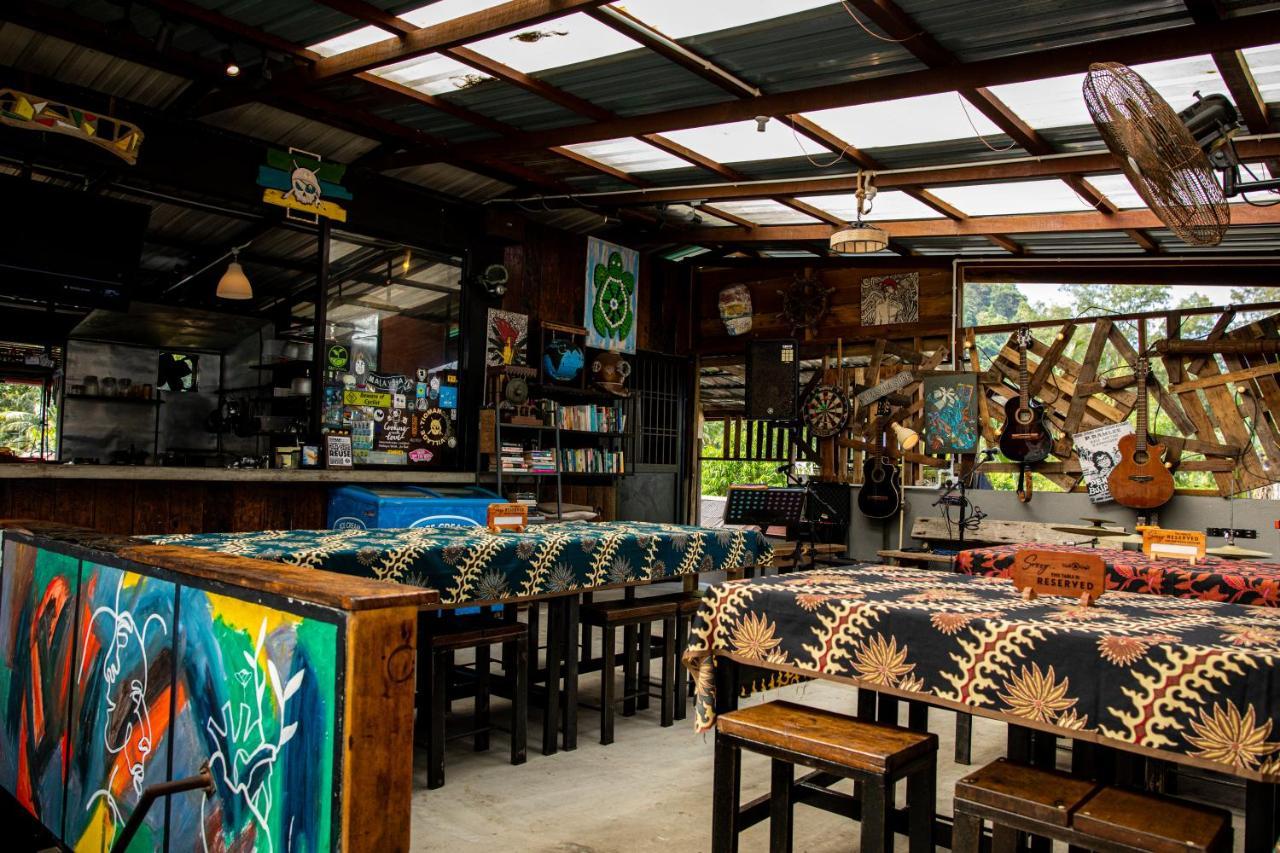 Tioman Cabana Bed & Breakfast Kampong Ayer Batang Exterior foto